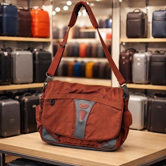 Tumi T-Tech Ballistic Nylon Expandable Messenger Bag Laptop Orange 05508FLM